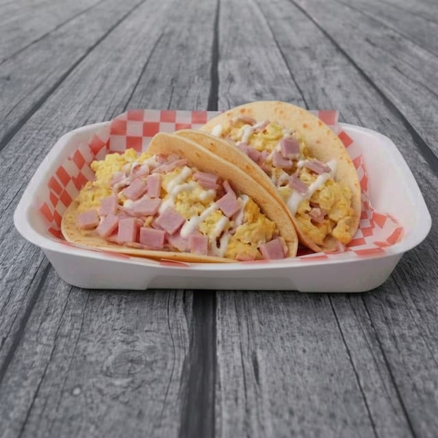 Jamón con Huevo (Ham & Egg).