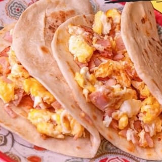Jamón con Huevo (Ham & Egg) Big@$$ Burrito
